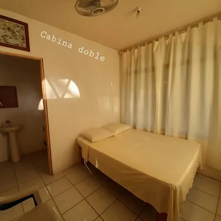 Cabinas Hoja Del Bosque-2