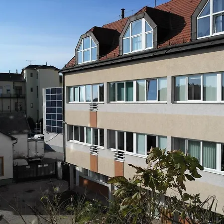 Center One Apartman-3