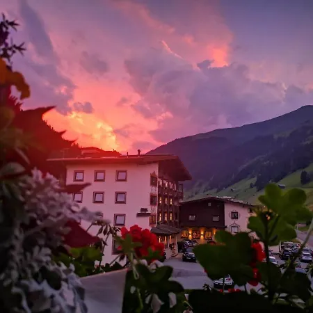 Hotel Kirchlerhof-2