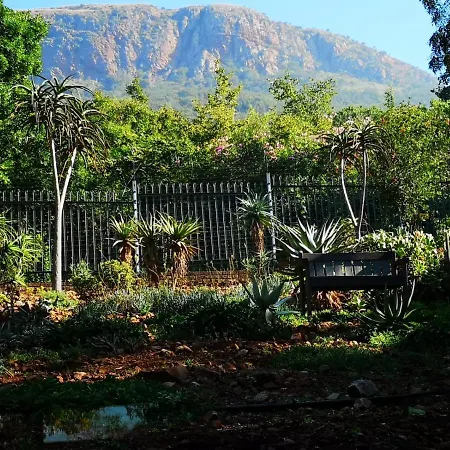 Mia Hills Guest House-3
