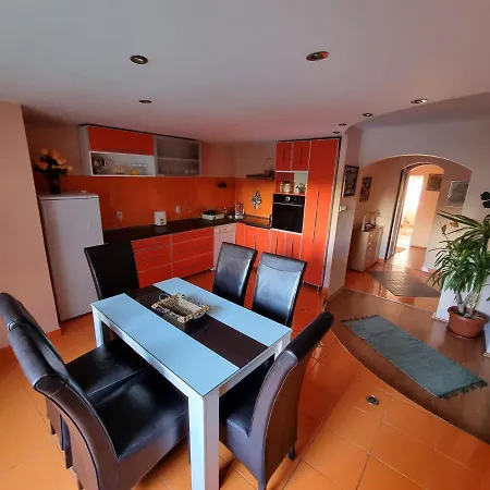 Large, Spacious Apartment Vozdovac-2