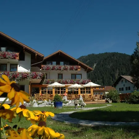 Hotel Anneliese-2