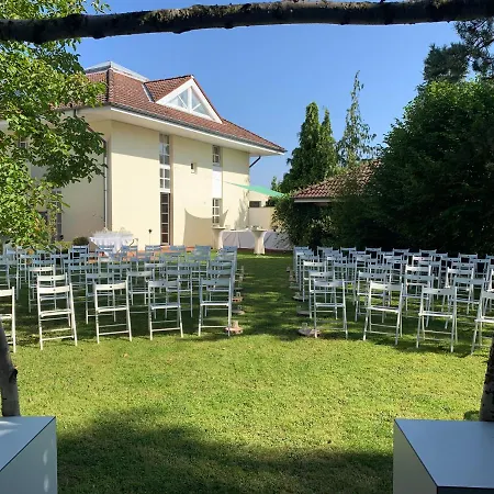 Park-Lodge Am Rohrbusch-2