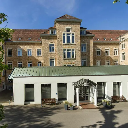 Bildungshaus St. Bernhard - Wohnen und Tagen-2