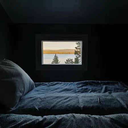 Vaere Holiday Home - Lakeside Relaxation Point-2