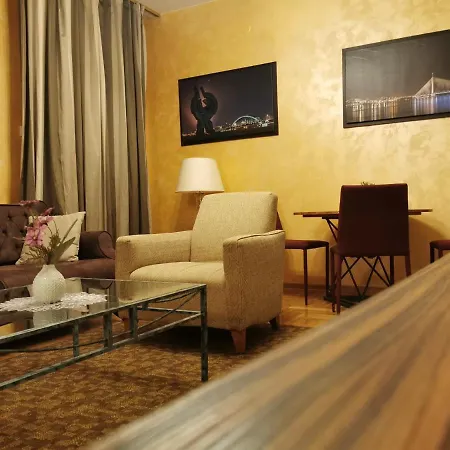 Contigo Apartments-3