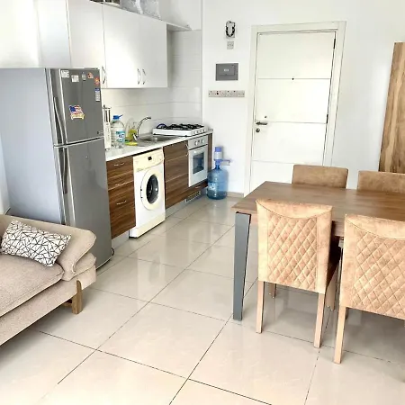 Beautiful One-Bedroom Apartment Lukomorye B6-2