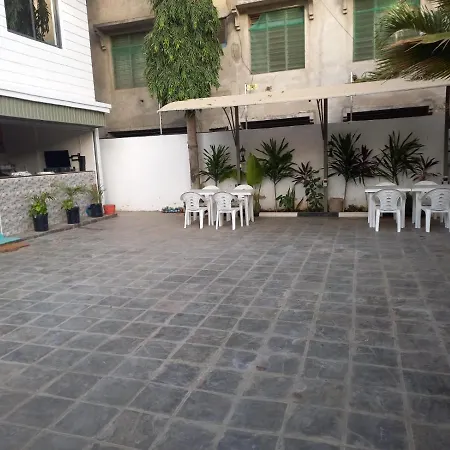 6 Park Retreat-2