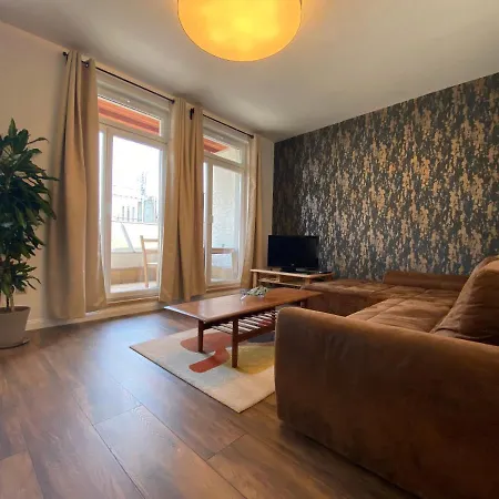 2 Bedroom 107 M2 Loft With Balcony-3