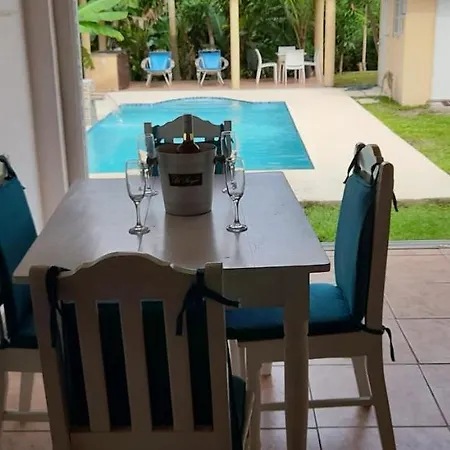 Tu Casa De Playa, Menus Del Mar, Te Espera Pronto-2