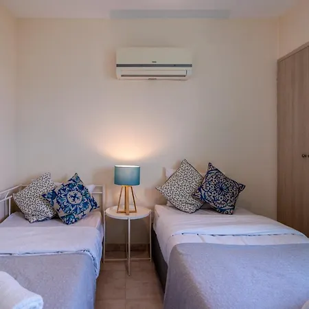 Sunny 2-Br Apartment In Mackenzie-2