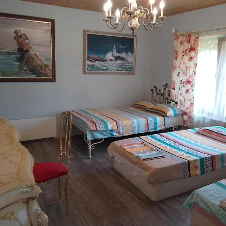 Guest Rooms Amazonka-3