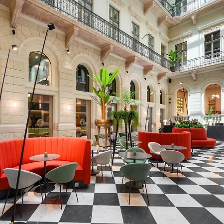 Hotel Oktogon Haggenmacher by Continental Group-2