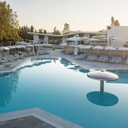 Falkensteiner Premium Mobile Homes&Camping Zadar-3