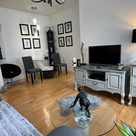Lovely Apartment In Cork-3