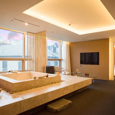 Uh Suite The Myeongdong-2
