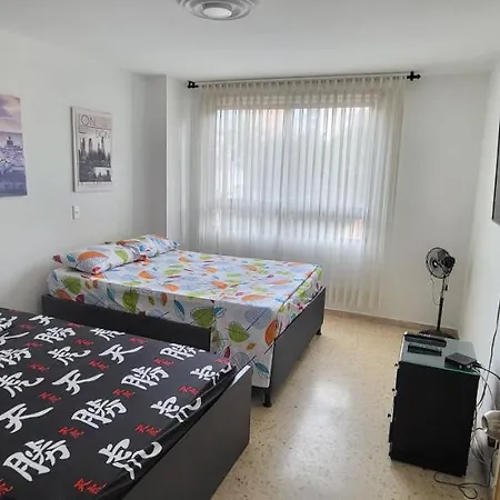 1023 Los Colores Estadio Apartamento - Parqueadero - Zona Wifi - Coworking - Area Exclusiva De La Ciudad-3