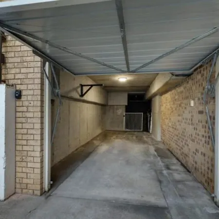 El Olivia On Genoa Family & Pet Friendly-3
