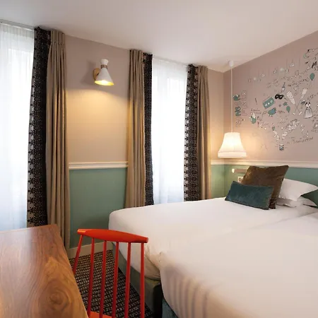 Hotel Des 3 Poussins-2