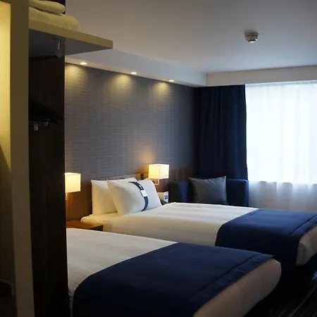 Holiday Inn Express Earls Court By Ihg-2