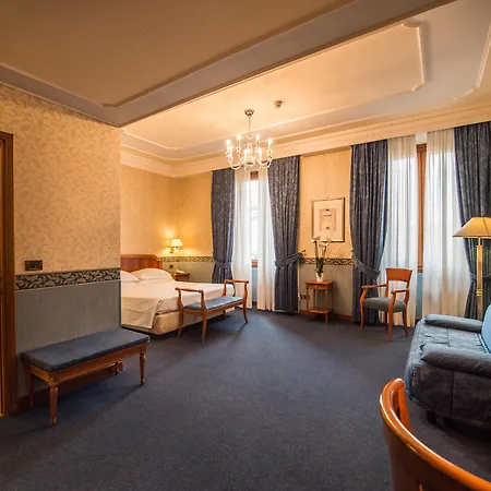 Strozzi Palace Hotel-2
