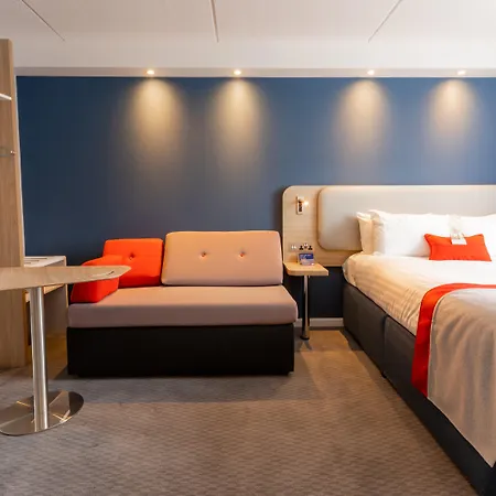 Holiday Inn Express Glasgow City Theatreland By Ihg-3