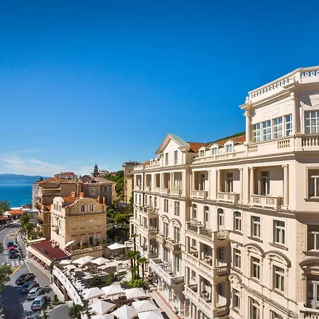 Hotel Bellevue - By Liburnia Hotels & Villas-3