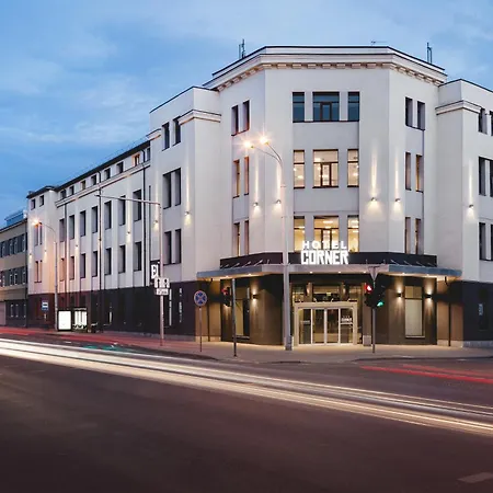 Corner Hotel-3