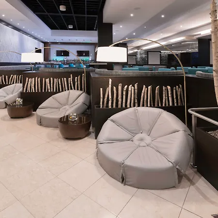 Crowne Plaza Toronto - North York By Ihg-3