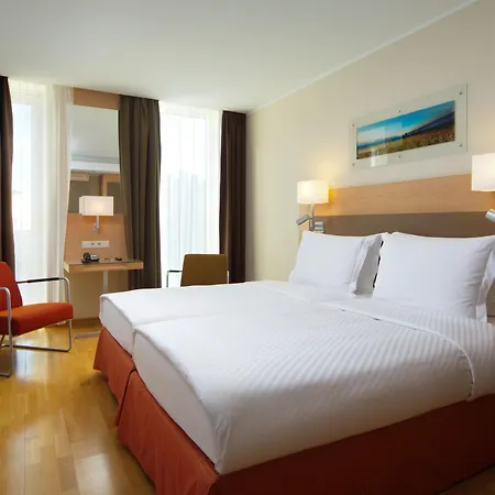 Radisson Blu Latvija Conference & Spa Hotel, Riga-2