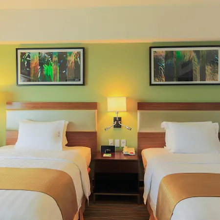 Holiday Inn & Suites Makati By Ihg-2