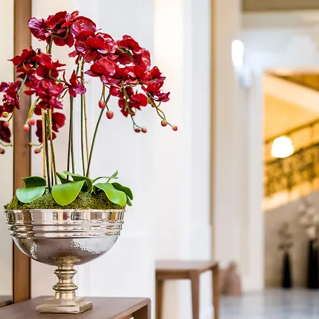 Hotel Moments Budapest By Continental Group-3