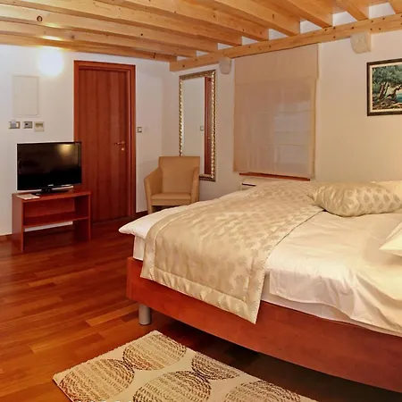 Hotel Monika-2
