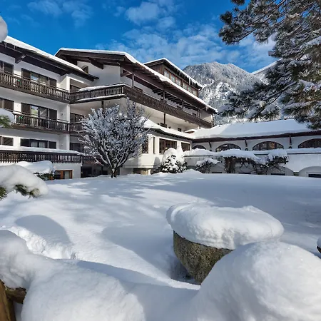 Johannesbad Hotel St. Georg-3