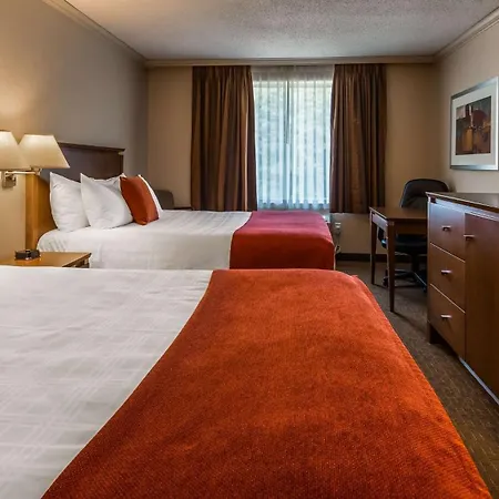 Best Western Plus Guildwood Inn-3
