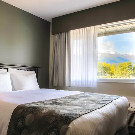 Prestige Hudson Bay Lodge & Conference Centre, Worldhotels Crafted Collection-2
