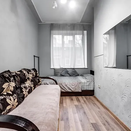 Apartment Near Circus-2