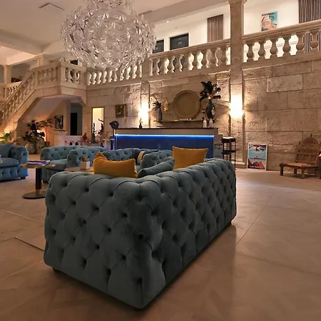 Le Confidentiel Hotel & Spa-3
