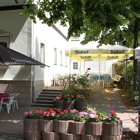 Hotel Garni Melchendorf-3
