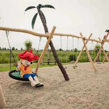 Familien Wellness Hotel Seeklause mit großem Abenteuerspielplatz Piraten-Insel-Usedom-3