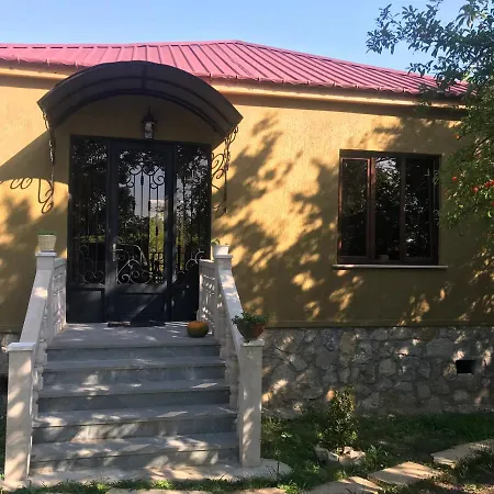 Guest House Motsameta-3