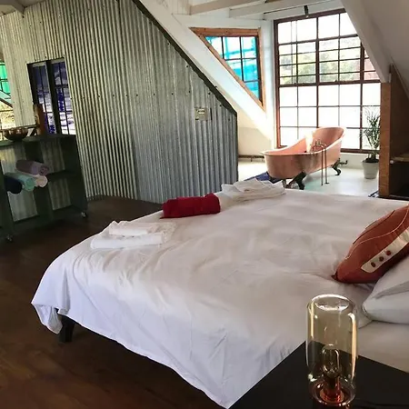 Urban Retreat-2