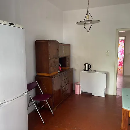 Rita'S Home-2