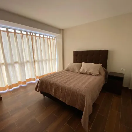 Agradable Departamento Con Estacionamiento Gratis-2