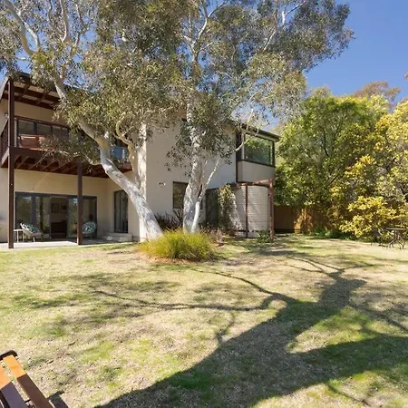 Alleura House Serene Bushland 4BR Families Groups-2