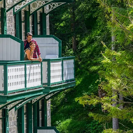 Hotel Lago Di Braies-2