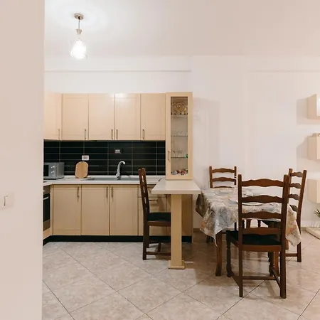 Rs Place 1-Bedroom Apartment-3