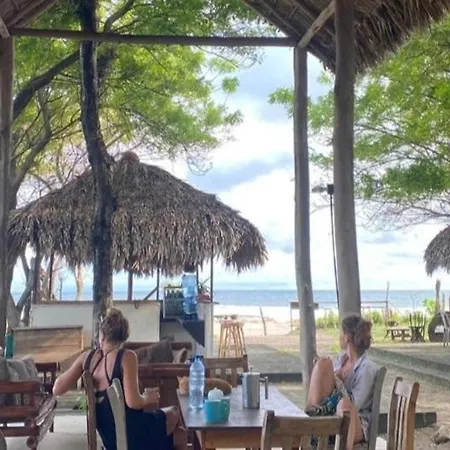 Popoyo Surfcamp-2