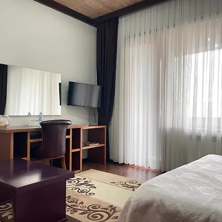 Ladera Resort Qusar-3