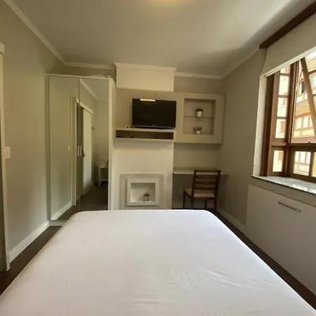 Apartamento Aconchegate No Centro De Gramado.-2
